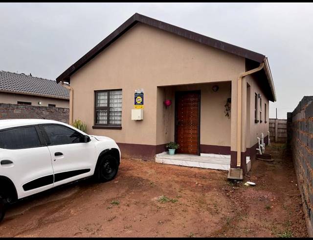 3 BEDROOM HOUSE FOR SALE IN WINDMILL PARK